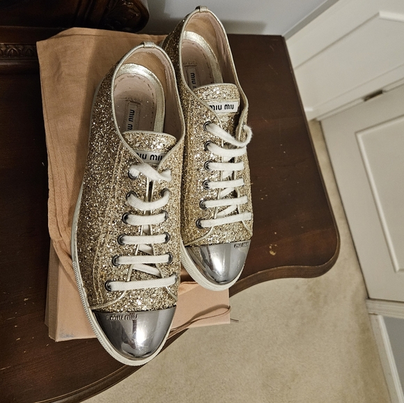 Miu Miu Gold Glitter Sneakers, size 40 - Picture 1 of 12